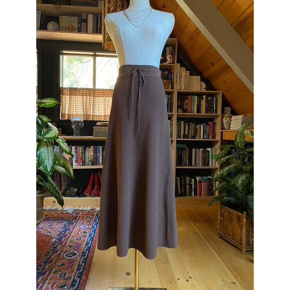 Vintage Skirt Brown Ribbed - Picture 8 of 8